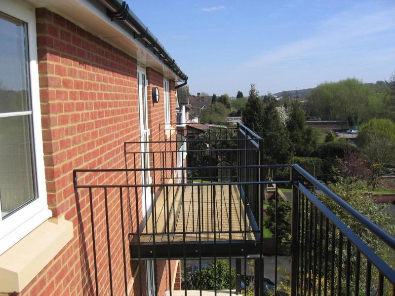 Buckingham Hotel High Wycombe Bagian luar foto